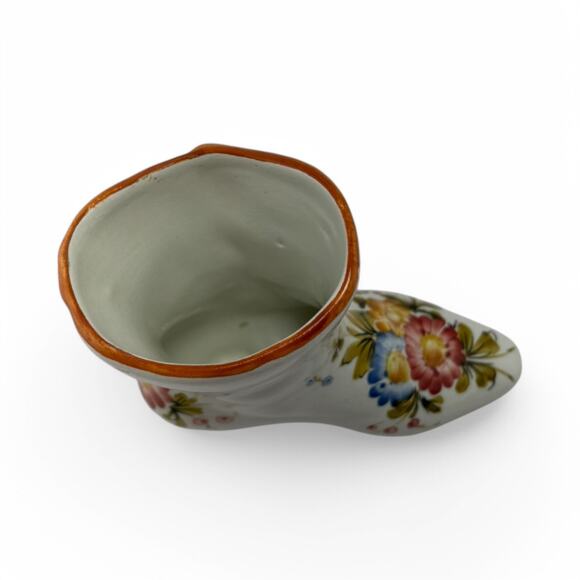 Vintage Bassano Italy Hand-Painted Ceramic Boot Vase – Floral Faience Pottery - Picture 15 of 16
